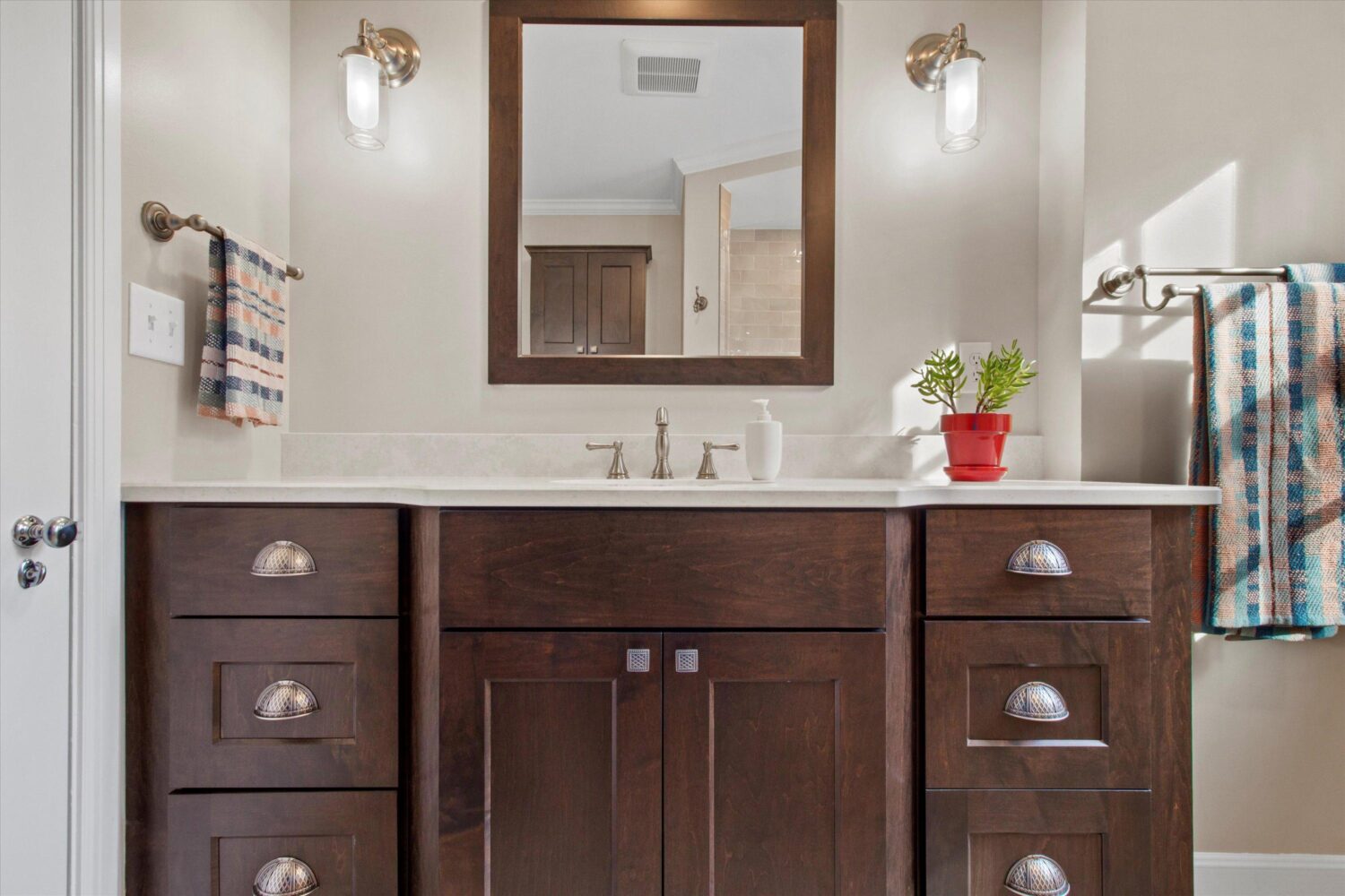 River Hills Hallway Bathroom Remodel Vanity View
